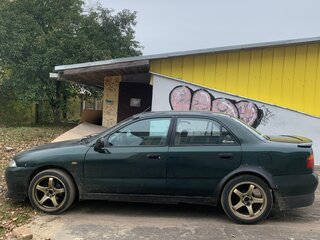 1997 Mitsubishi Carisma I, зелёный, 230000 рублей, вид 3