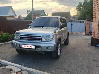 1999 Mitsubishi Pajero iO, серый, 530000 рублей, вид 1