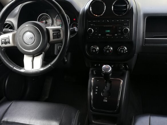 2011 Jeep Liberty (Patriot), чёрный - вид 7
