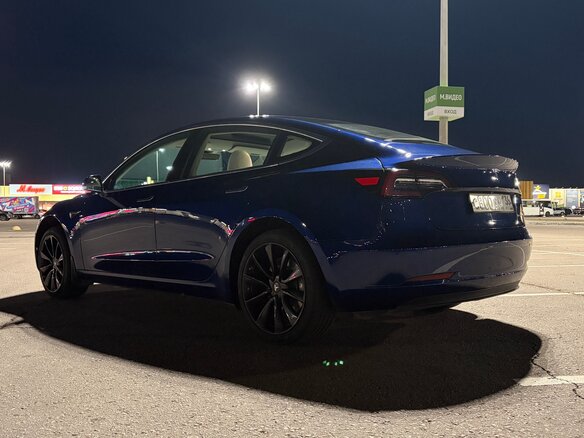 2019 Tesla Model 3 Long Range I, синий, 3599999 рублей - вид 3