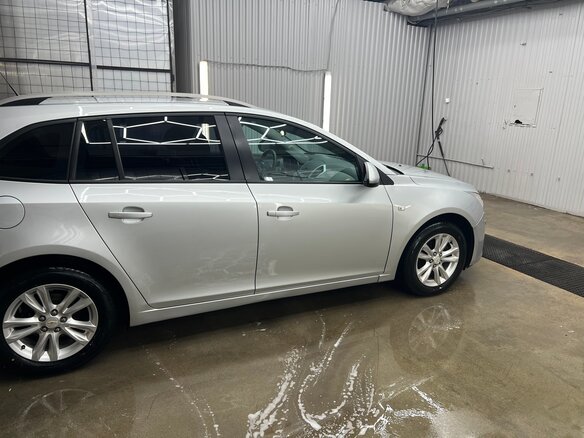 2013 Chevrolet Cruze I Рестайлинг, серебристый, 680000 рублей - вид 8