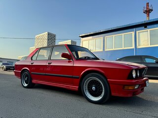 1983 BMW 5 серии 525E II (E28), красный, 2999999 рублей, вид 1