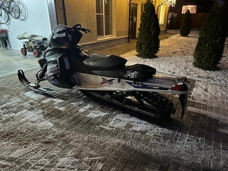 2011 BRP Ski-Doo Summit 700, чёрный, 700000 рублей, вид 4