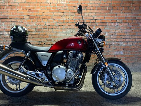 2013 Honda CB 1100, красный, 915000 рублей, вид 2