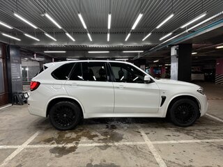 2018 BMW X5 30d III (F15), белый, 4100000 рублей, вид 3