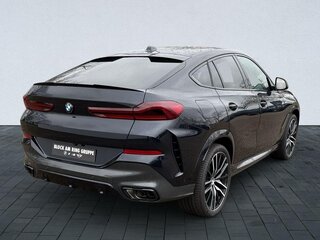 2025 BMW X6 40i III (G06) Рестайлинг, чёрный, 11737400 рублей, вид 2