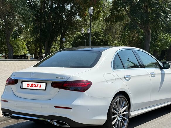 2021 Mercedes-Benz E-Класс 350 V (W213, S213, C238) Рестайлинг, белый, 5890000 рублей - вид 3