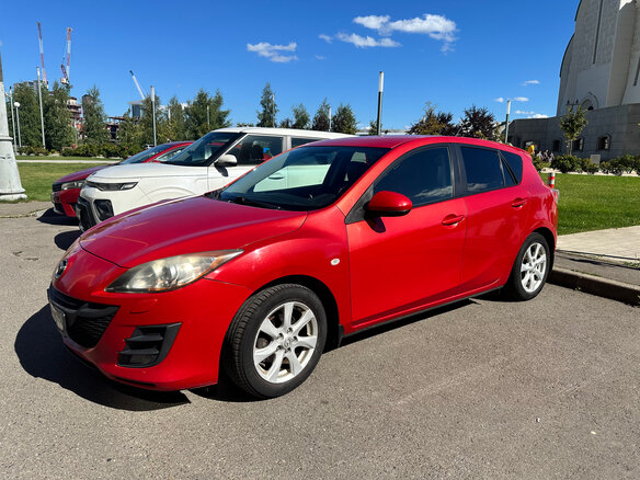 2009 Mazda 3 II (BL), красный, 780000 рублей