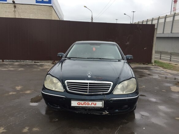 2001 Mercedes-Benz S-Класс 320 IV (W220), чёрный - вид 2