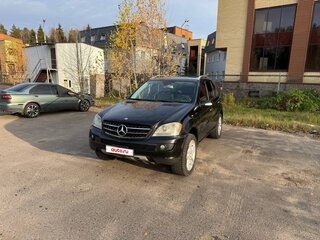2005 Mercedes-Benz M-Класс 350 II (W164), чёрный, 650000 рублей, вид 1