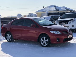 2011 Toyota Corolla X (E140, E150) Рестайлинг, красный, 1150000 рублей, вид 2