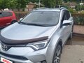 2018 Toyota RAV4 IV (XA40) Рестайлинг, серебристый, 2450000 рублей - вид 1