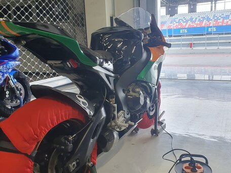 2009 Honda CBR 1000 RR/RA Fireblade, зелёный, 390000 рублей, вид 4