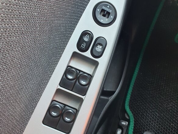 2013 Hyundai Solaris I, чёрный, 850000 рублей - вид 9