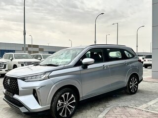 2023 Toyota Veloz, белый, 2350000 рублей, вид 4