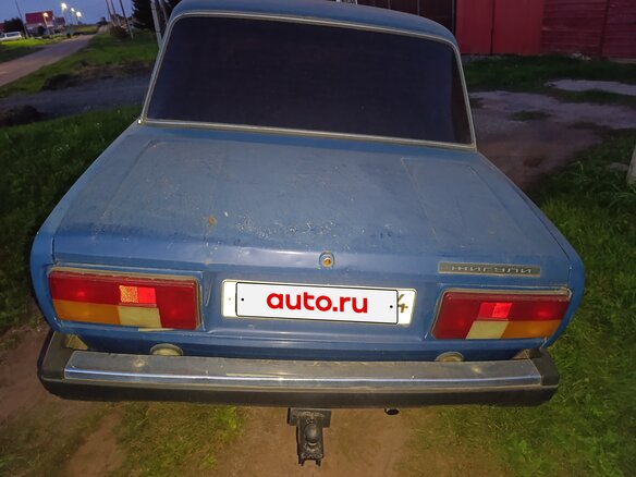 2005 Lada (ВАЗ) 2105, синий, 85000 рублей - вид 2