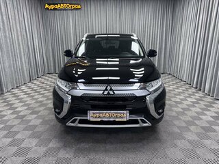 2020 Mitsubishi Outlander III Рестайлинг 3, чёрный, 2630000 рублей, вид 5