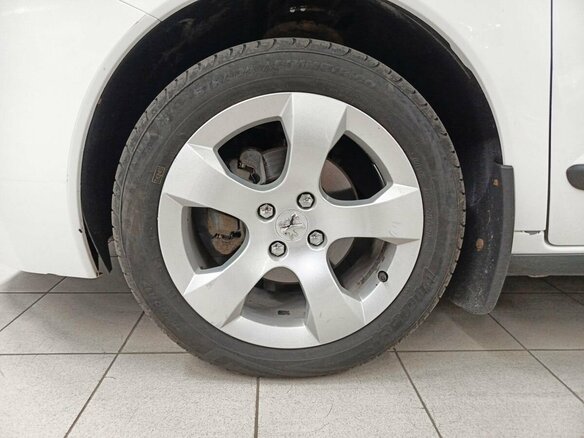 2012 Peugeot 3008 I, белый - вид 19