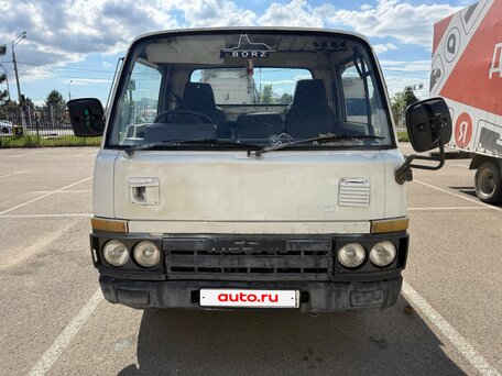 1988 Nissan Atlas, белый, 450000 рублей, вид 3