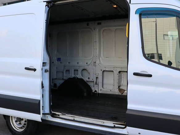 2017 Ford Transit, белый, 1650000 рублей - вид 18