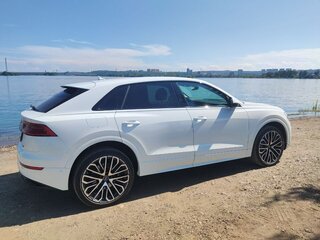 2021 Audi Q8 55 TFSI I (4M), белый, 5700000 рублей, вид 5