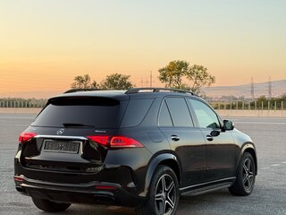 2019 Mercedes-Benz GLE 450 II (V167), чёрный, 5200000 рублей, вид 2