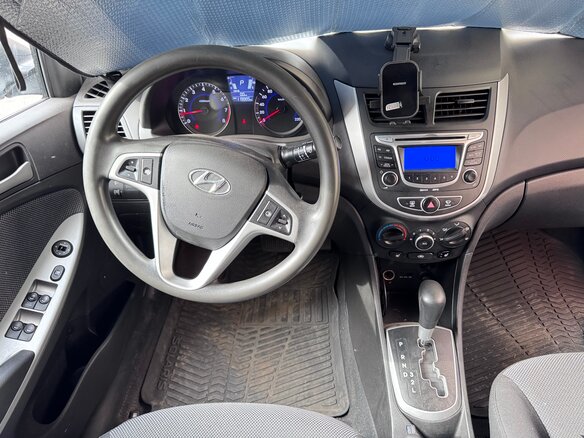 2013 Hyundai Solaris I, голубой, 850000 рублей - вид 5