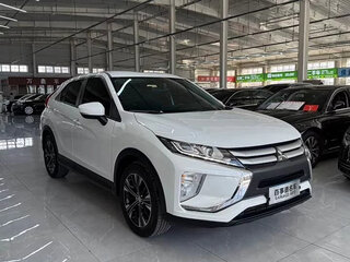 2023 Mitsubishi Eclipse Cross I Рестайлинг, белый, 1950700 рублей, вид 3