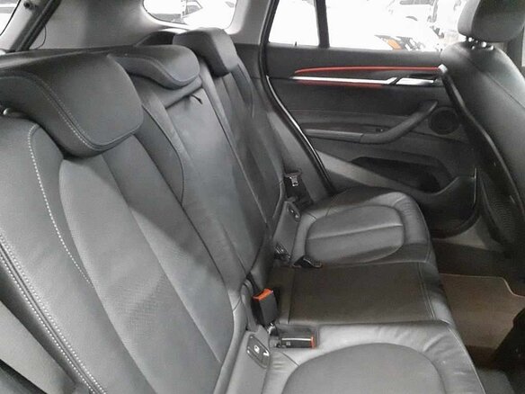 2021 BMW X1 18d xDrive II (F48) Рестайлинг, белый, 1935000 рублей - вид 10