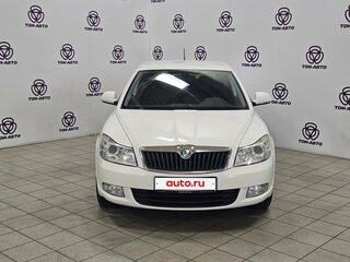 2013 Skoda Octavia II (A5) Рестайлинг, белый, 995000 рублей, вид 2