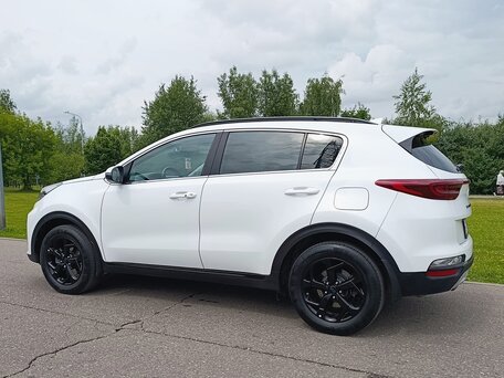 2021 Kia Sportage IV Рестайлинг, белый, 2029000 рублей, вид 5