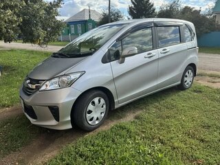 2015 Honda Freed I Рестайлинг 2, серый, 1350000 рублей, вид 1