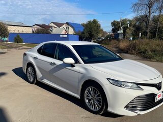 2018 Toyota Camry VIII (XV70), белый, 2570000 рублей, вид 2