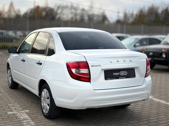 2020 Lada (ВАЗ) Granta I Рестайлинг, белый, 611900 рублей - вид 3