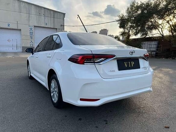 2023 Toyota Corolla XII (E210), белый - вид 4