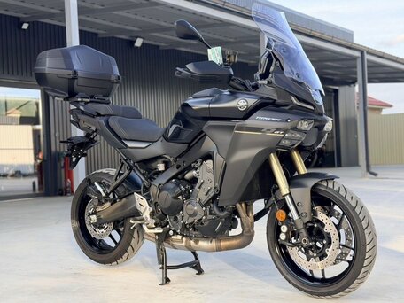 2025 Yamaha Tracer 9, чёрный, 1750000 рублей, вид 1