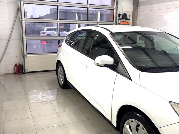 2012 Ford Focus III, белый, 700000 рублей - вид 3
