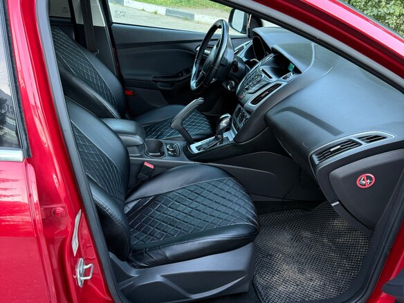 2013 Ford Focus III, красный, 630000 рублей - вид 17