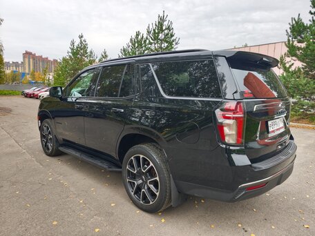 2021 Chevrolet Tahoe V, чёрный, 7300000 рублей, вид 3