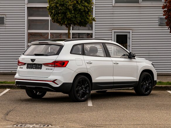 2023 Jetta VS7 I Рестайлинг 1, белый, 2395000 рублей - вид 5
