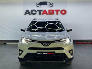 2018 Toyota RAV4 IV (XA40) Рестайлинг, белый, 2250000 рублей, вид 2