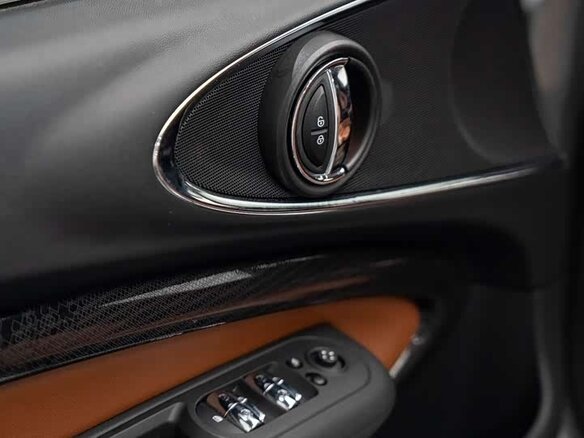 2023 Mini Clubman Cooper II Рестайлинг, серый, 3040000 рублей - вид 14