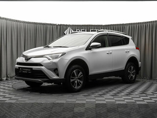 2017 Toyota RAV4 IV (XA40) Рестайлинг, белый, 2160000 рублей, вид 1