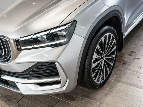 2026 Geely Monjaro I Рестайлинг, серый - вид 12