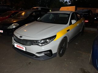 2019 Kia Optima IV Рестайлинг, белый, 1170000 рублей, вид 2