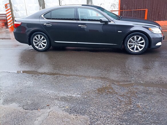 2008 Lexus LS 460 IV, серый, 1150000 рублей - вид 5