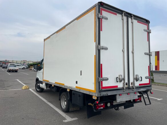 2010 Iveco Daily, белый, 1380000 рублей - вид 6
