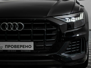 2019 Audi Q8 55 TFSI I (4M), чёрный, 5777000 рублей, вид 2