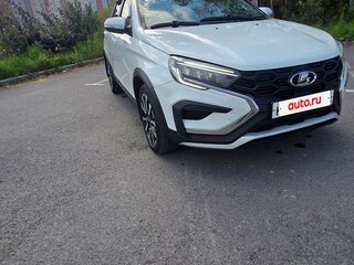 2023 Lada (ВАЗ) Vesta SW Cross I Рестайлинг (NG), белый, 1300000 рублей, вид 1