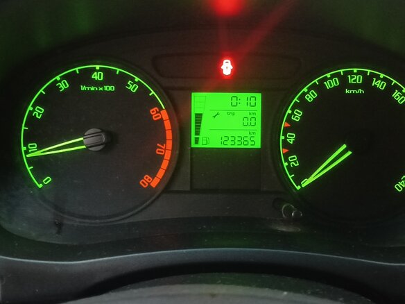 2008 Skoda Fabia II, белый, 405000 рублей - вид 4